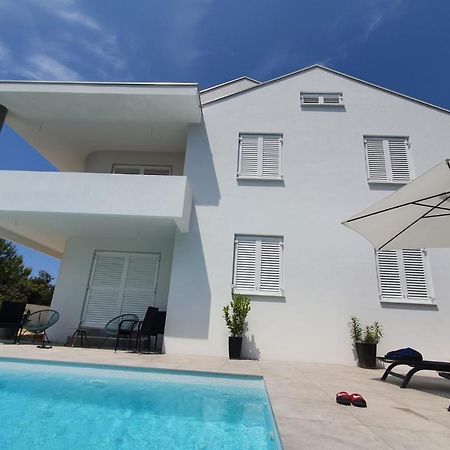 Haus Dalmatia With Heated Pool Apartment บาร์บินเย ภายนอก รูปภาพ