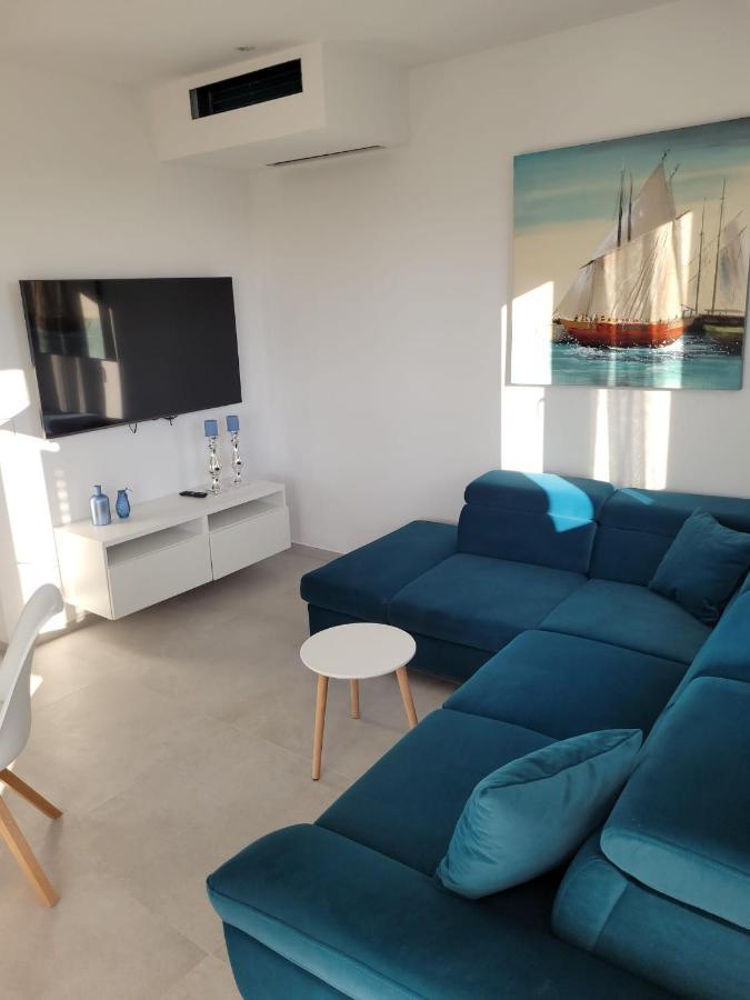 Haus Dalmatia With Heated Pool Apartment บาร์บินเย ภายนอก รูปภาพ