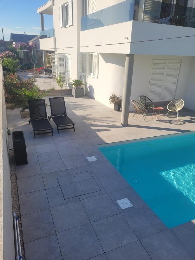 Haus Dalmatia With Heated Pool Apartment บาร์บินเย ภายนอก รูปภาพ