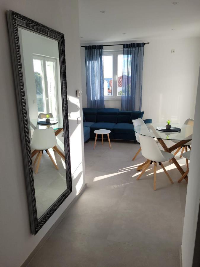 Haus Dalmatia With Heated Pool Apartment บาร์บินเย ภายนอก รูปภาพ