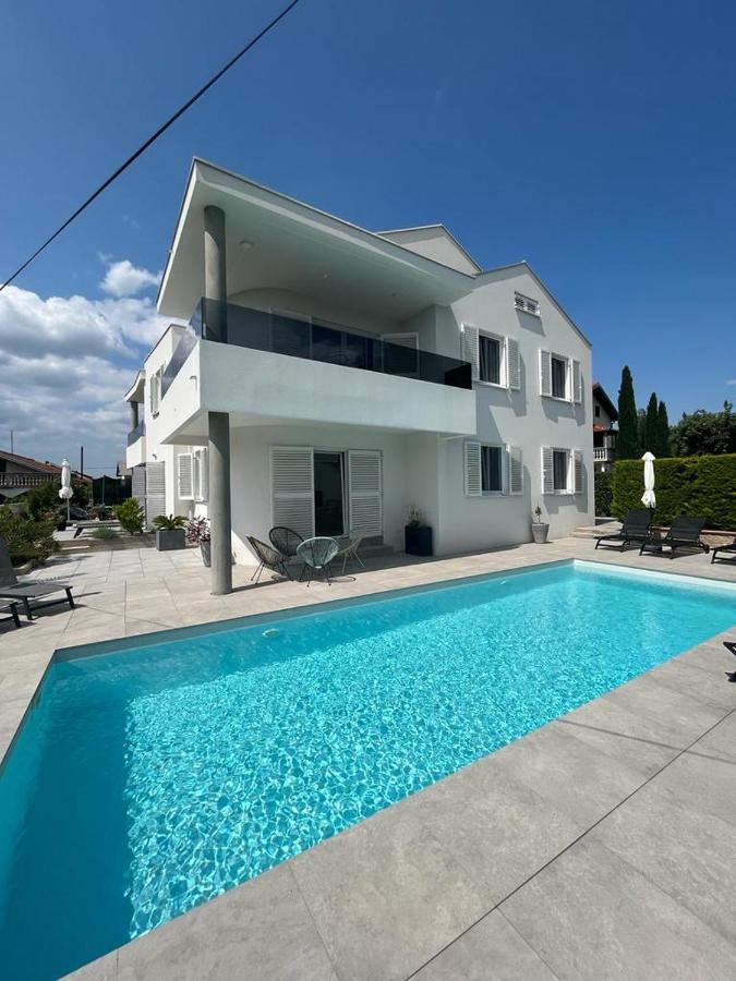 Haus Dalmatia With Heated Pool Apartment บาร์บินเย ภายนอก รูปภาพ